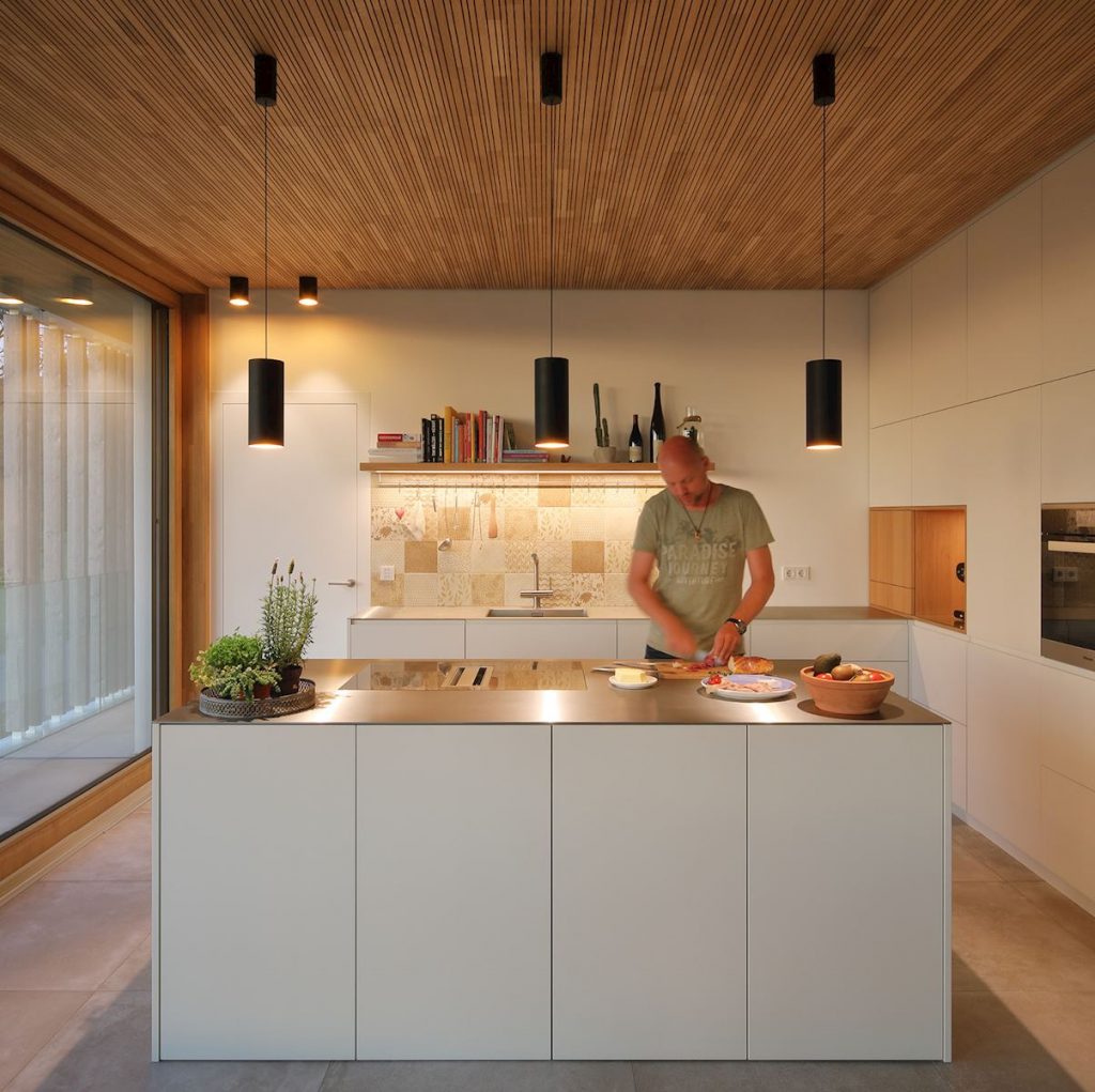 Bega – Residential Interior Shielded pendant